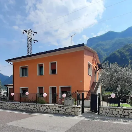 Apartment Terra Di Mezzo
